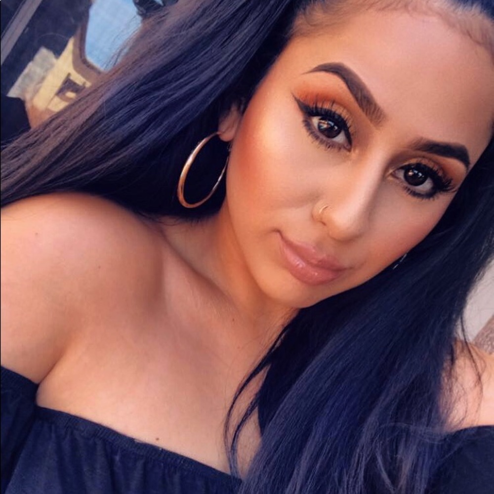 Meet your Posher, Michelle